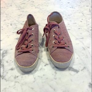 Andre mauve and gold sneakers